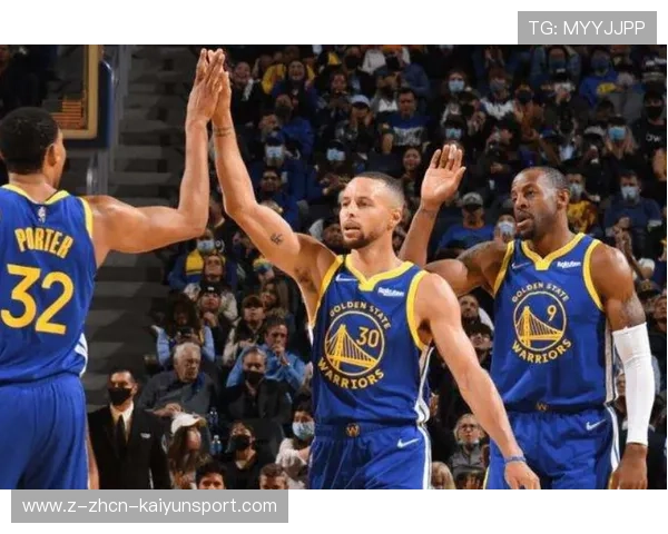 勇士主场击败太阳，库里贡献28分再度领军，勇士对库里